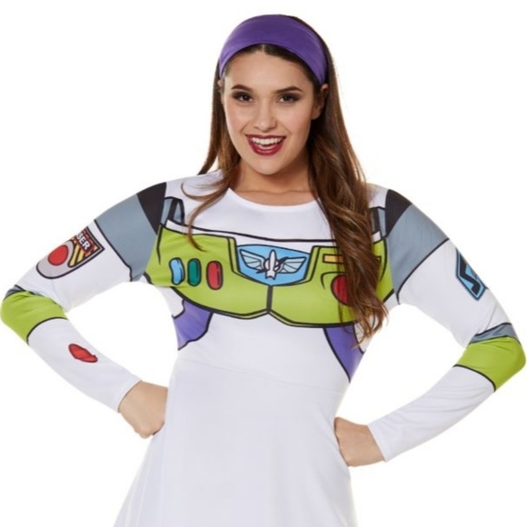 spirit halloween buzz lightyear